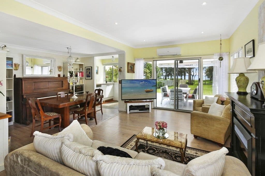 135 Lakedge Avenue, BERKELEY VALE NSW 2261, Berkeley Vale - Image 1