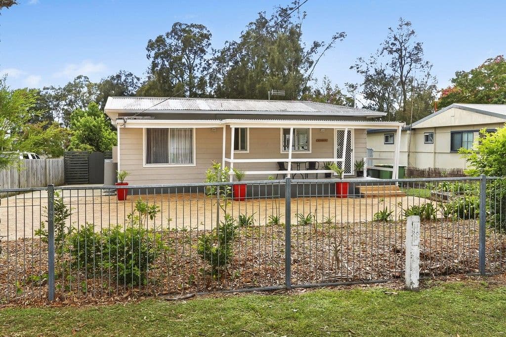 135 Lakedge Avenue, BERKELEY VALE NSW 2261, Berkeley Vale - Thumbnail 8