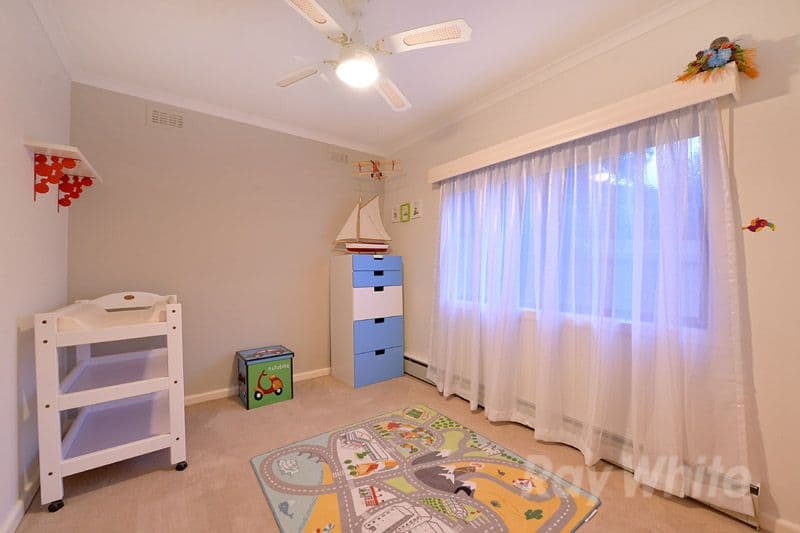 4 Cornhill Street, FERNTREE GULLY VIC 3156, Ferntree Gully - Thumbnail 7