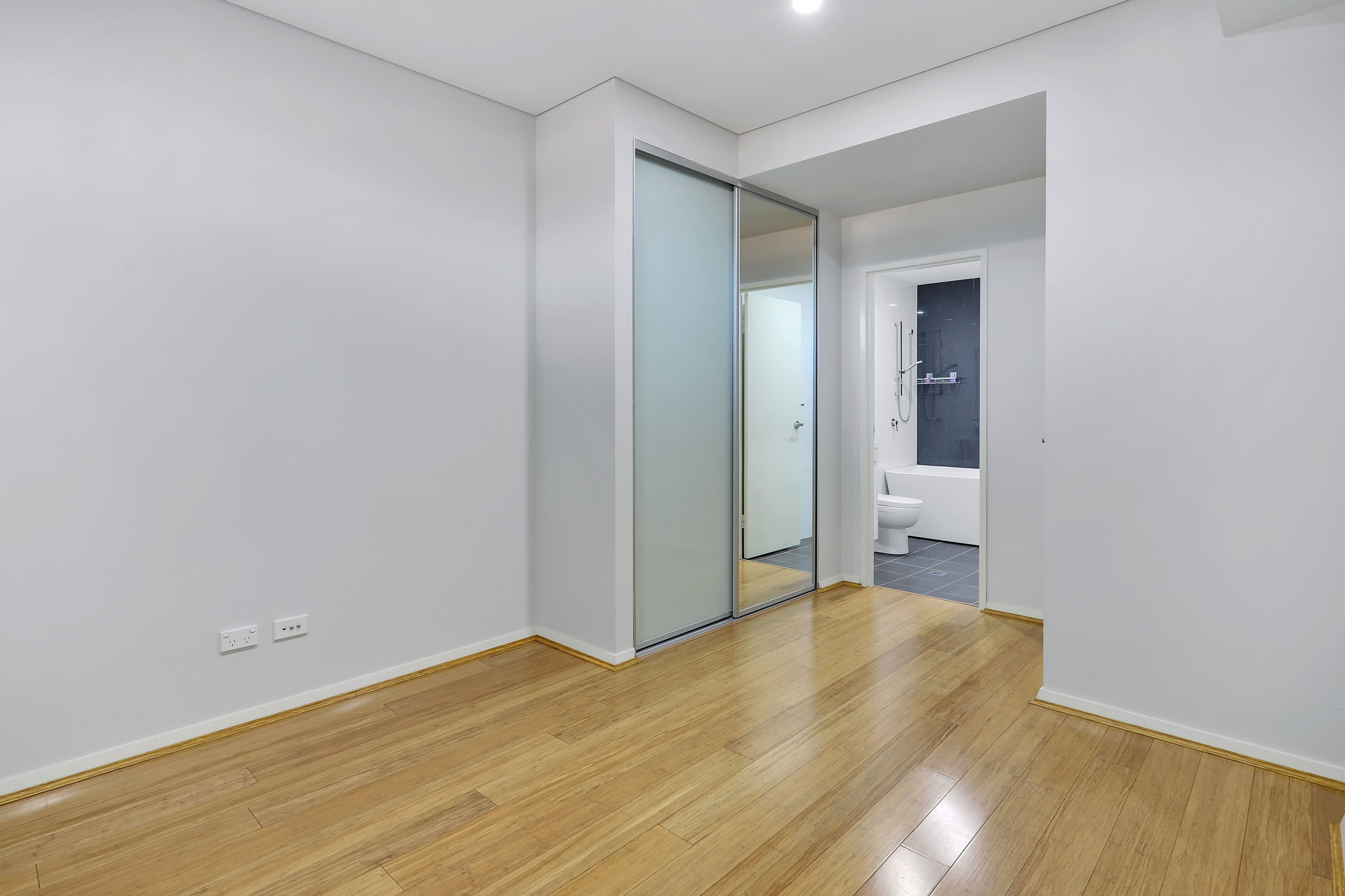 52 Macquarie Street, Windsor NSW 2756, Windsor - Thumbnail 7