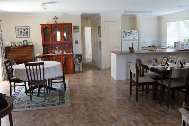 52 Olympic Court, UPPER CABOOLTURE QLD 4510, Upper Caboolture - Thumbnail 3