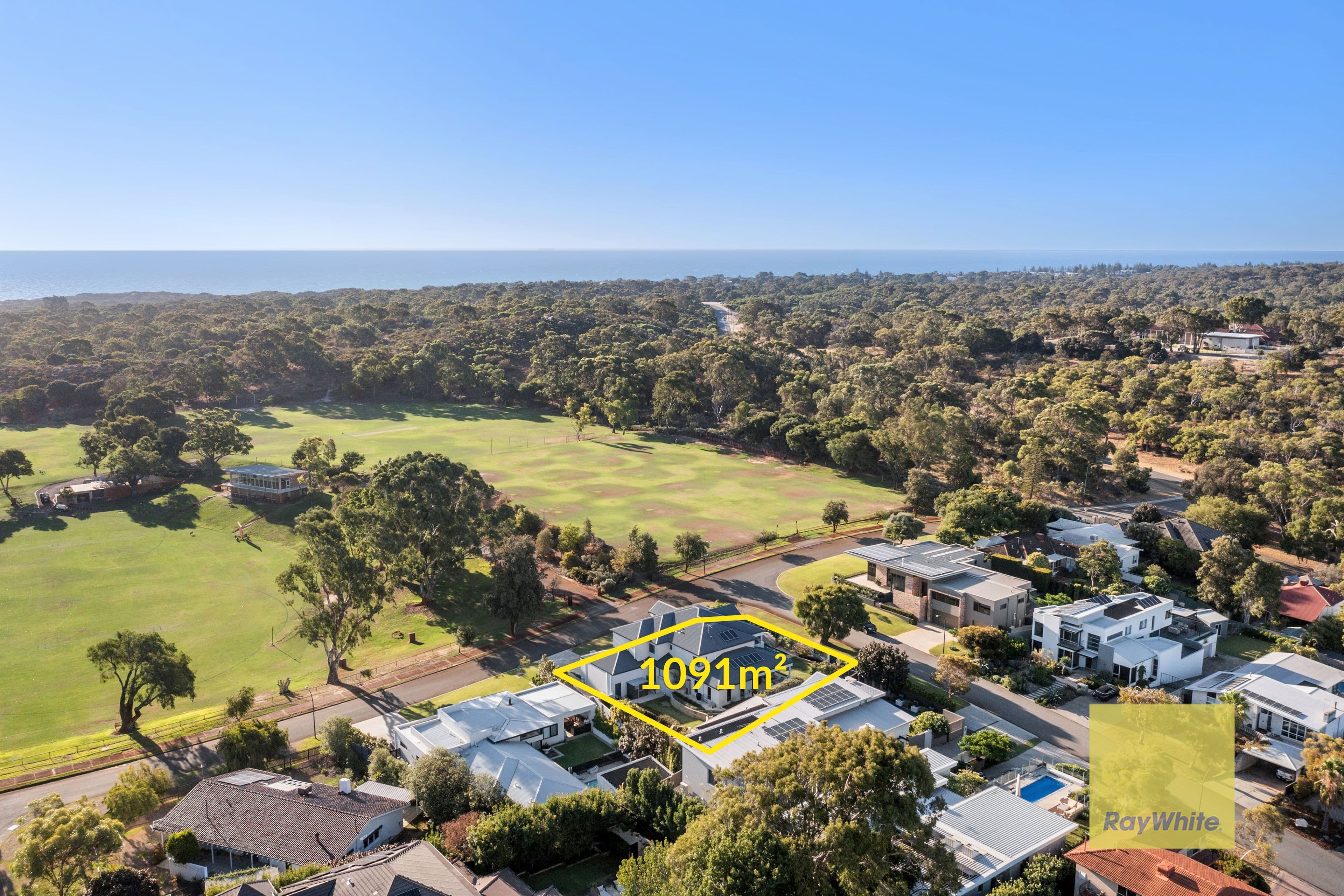 11 Mcclemans Road, Mount Claremont WA 6010, Mount Claremont - Thumbnail 2