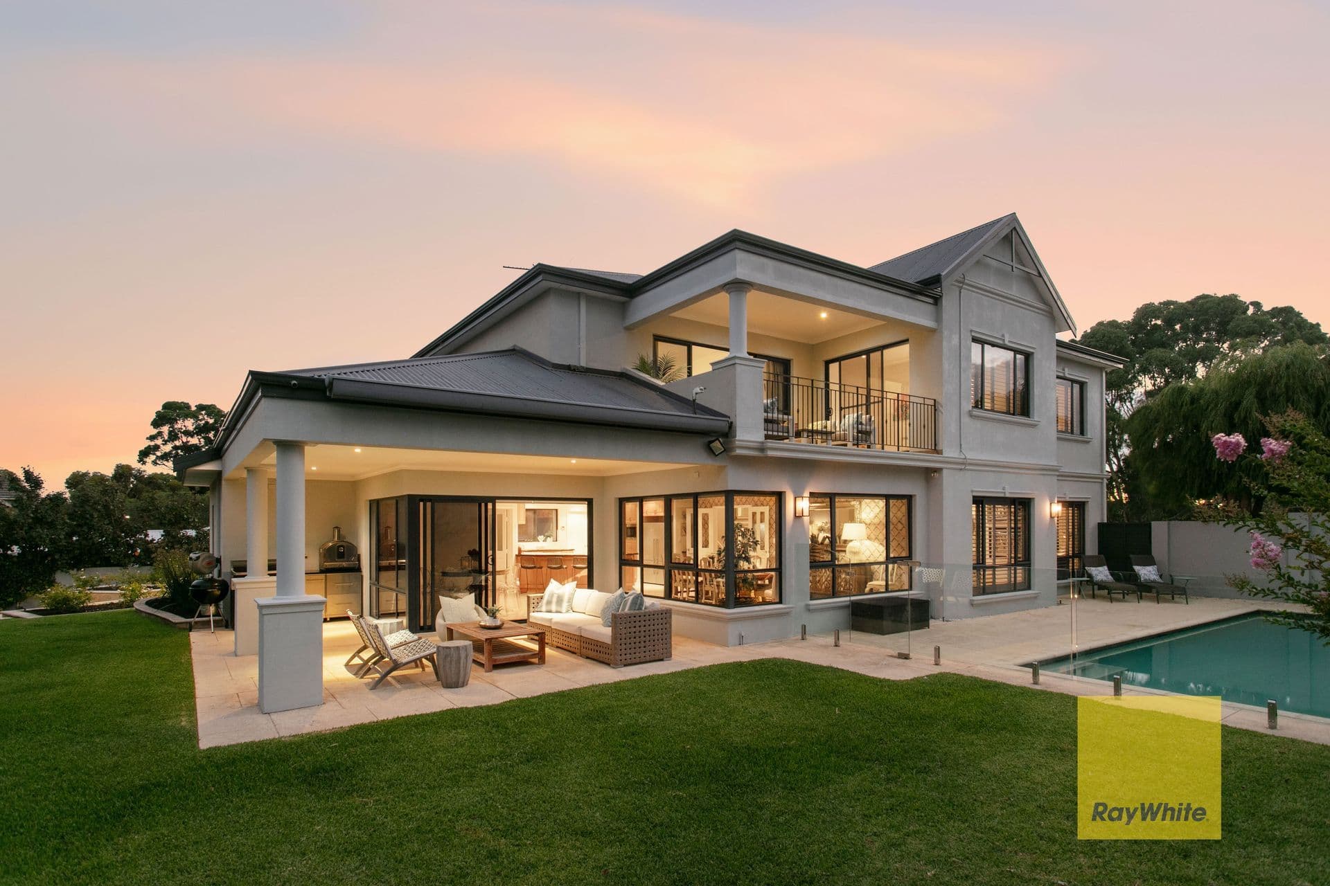 11 Mcclemans Road, Mount Claremont WA 6010, Mount Claremont - Thumbnail 4