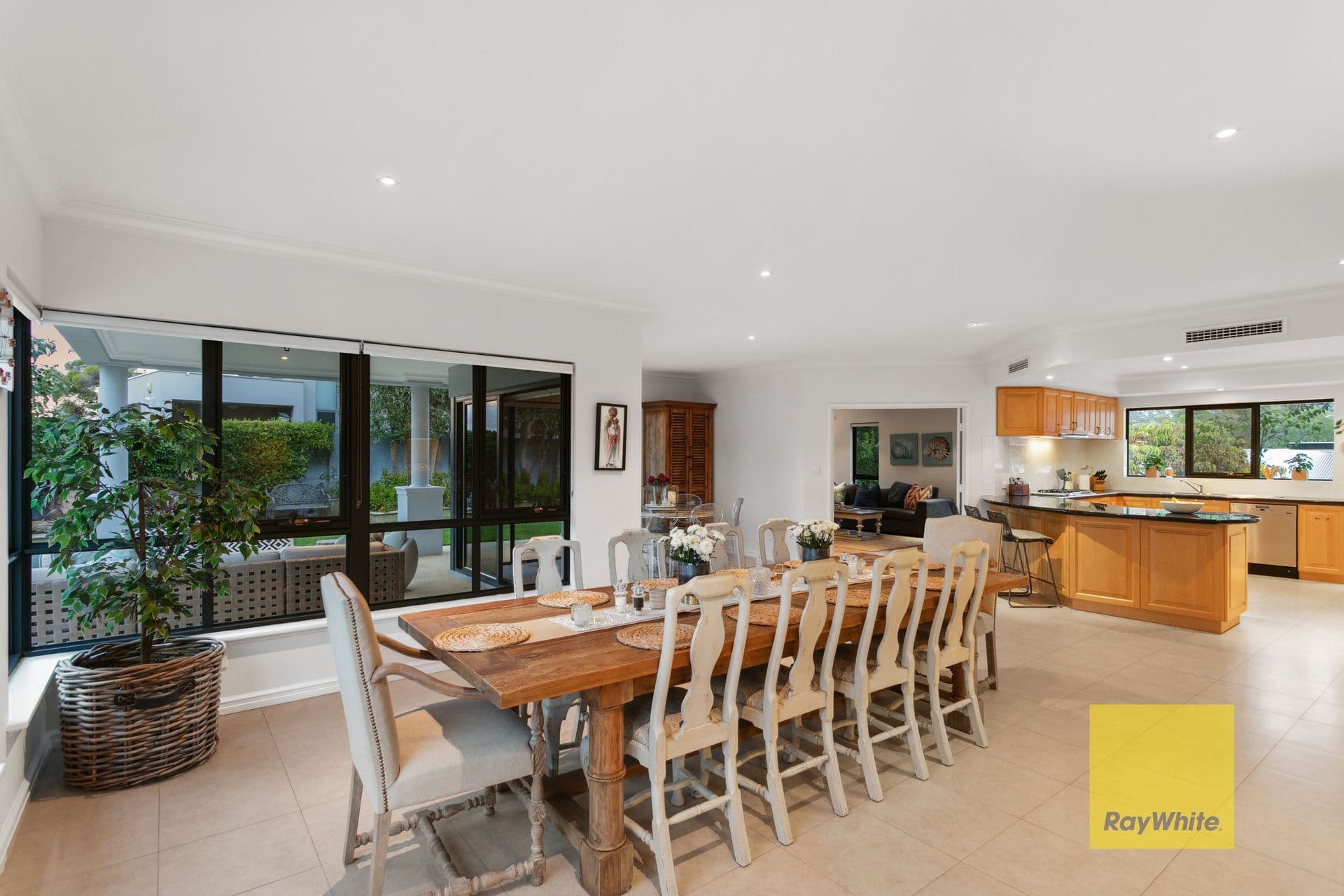 11 Mcclemans Road, Mount Claremont WA 6010, Mount Claremont - Thumbnail 6
