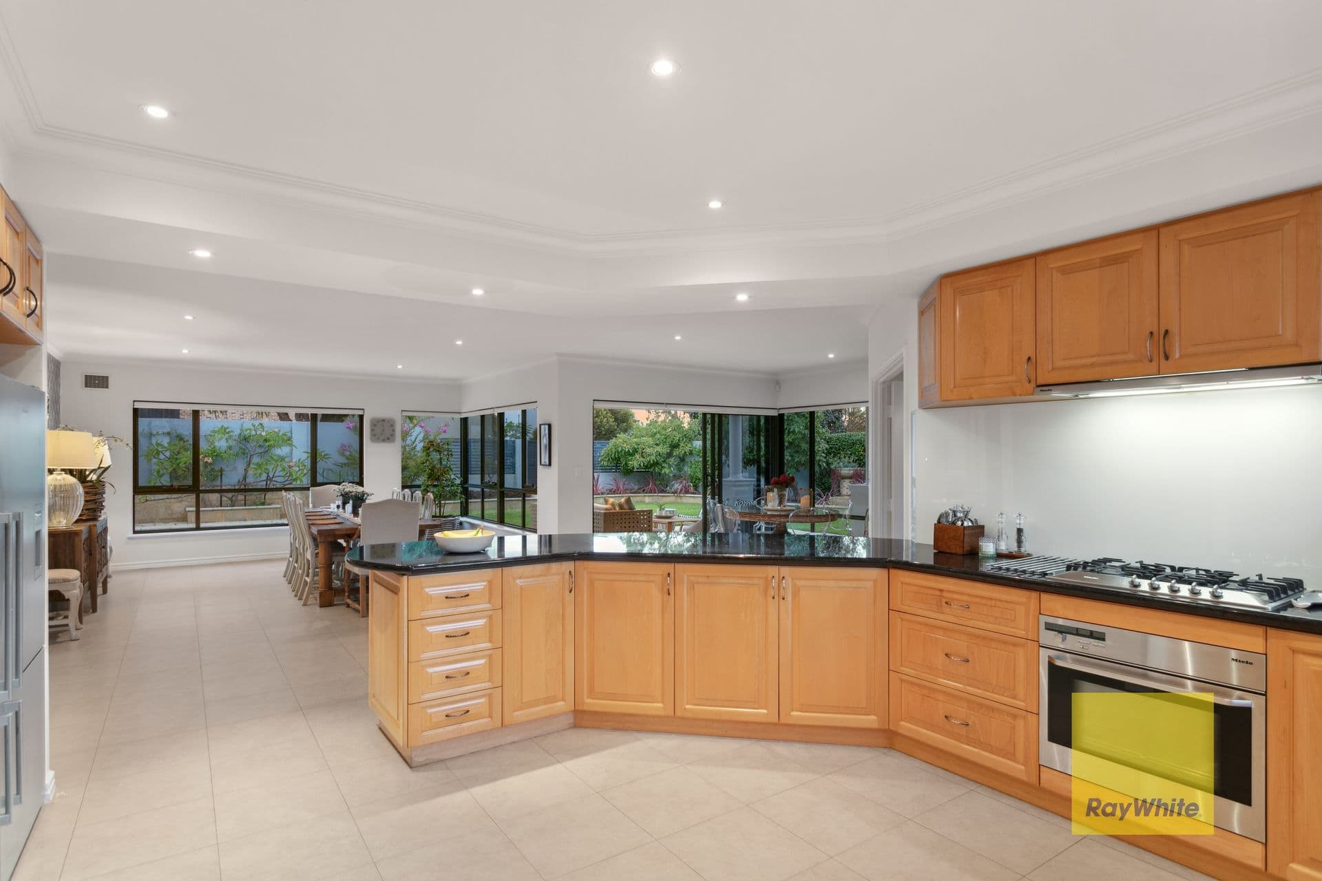 11 Mcclemans Road, Mount Claremont WA 6010, Mount Claremont - Thumbnail 7