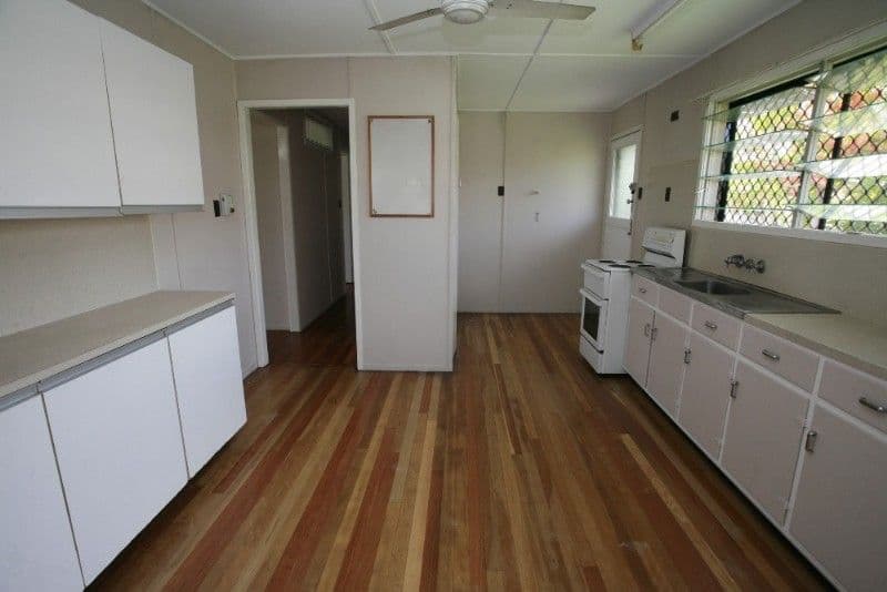 16 Peregian Esplanade, Peregian Beach - Thumbnail 2