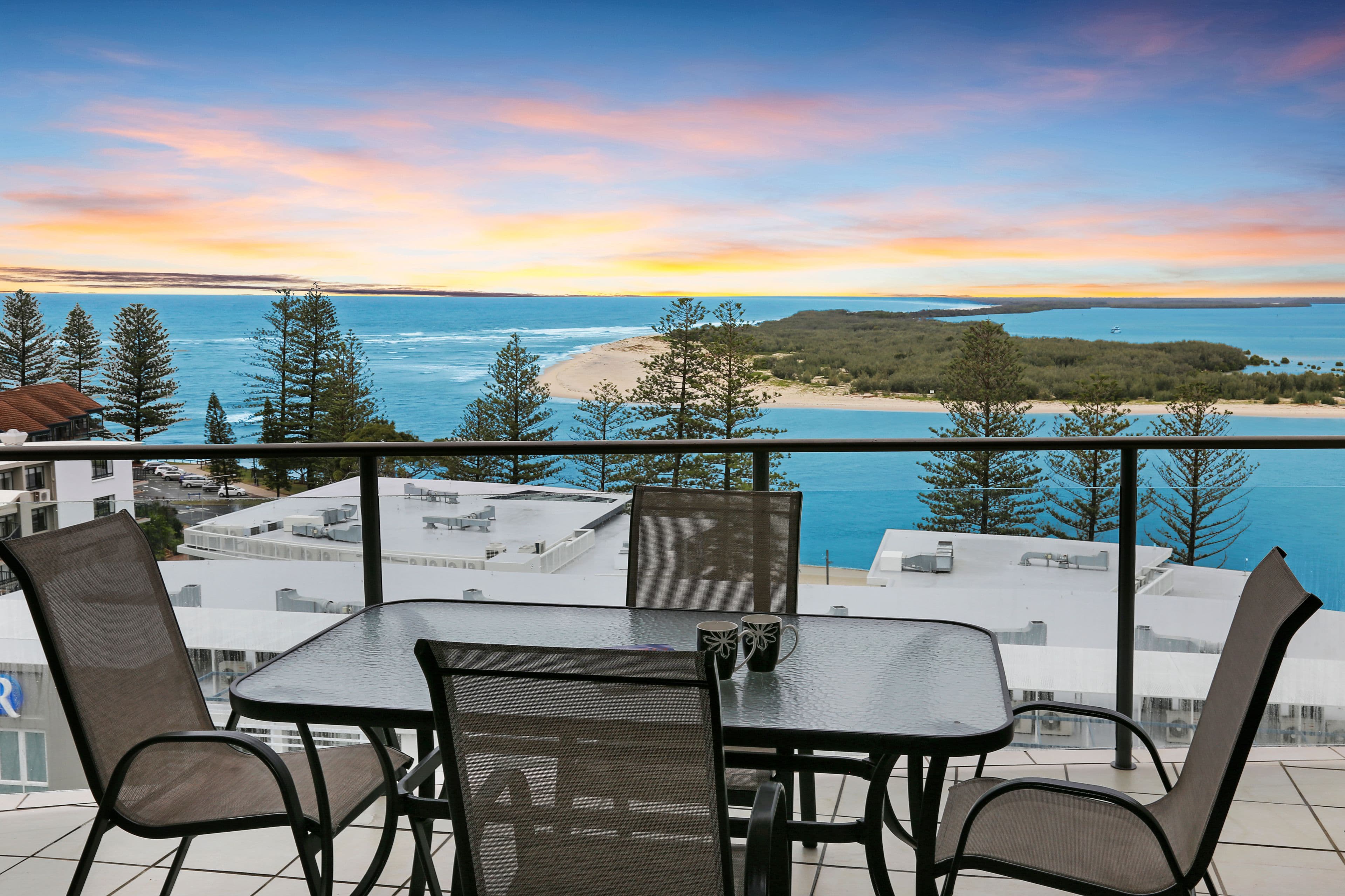 17 Leeding Terrace, Caloundra QLD 4551, Caloundra - Thumbnail 2