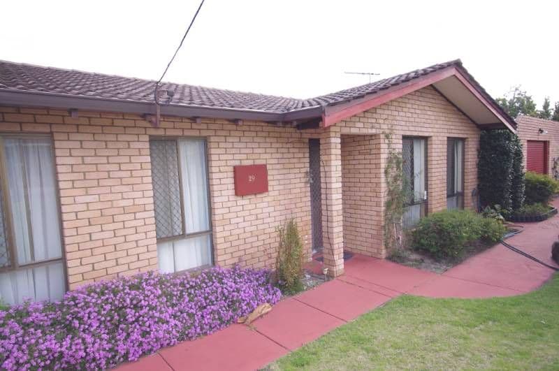 29 Dressler Way, GIRRAWHEEN WA 6064, Girrawheen - Thumbnail 2