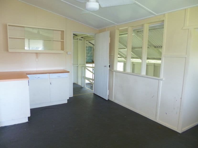 34 Graffunder Street, SOUTH MACKAY QLD 4740, South Mackay - Thumbnail 5