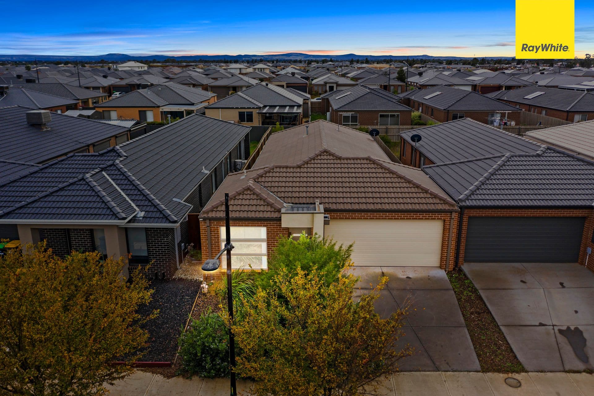 38 Fellows Street, WEIR VIEWS VIC 3338, Weir Views - Image 1