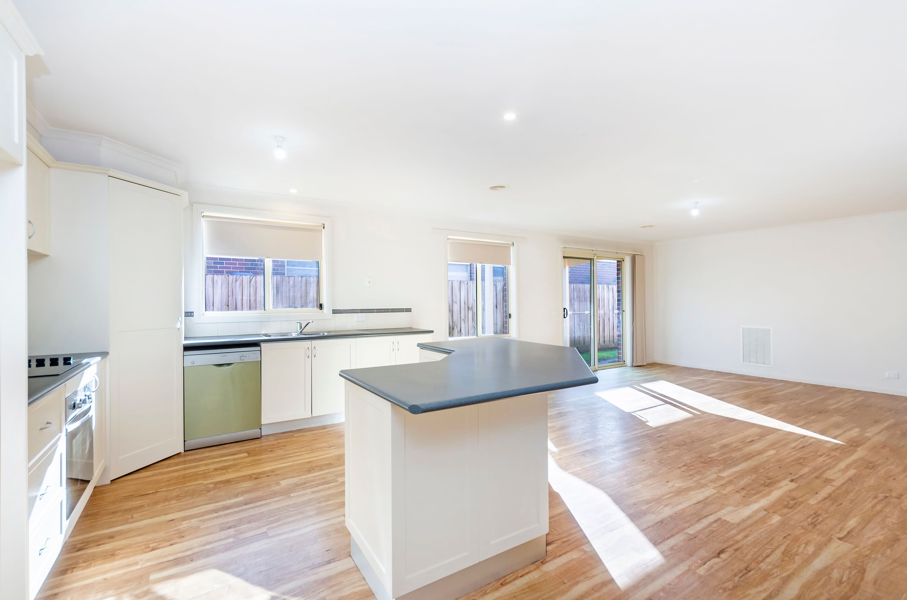 36 Adriana Crescent, Warrnambool VIC 3280, Warrnambool - Thumbnail 3