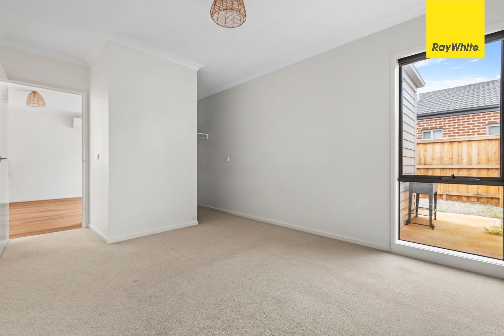 4 Kirkham Drive, THORNHILL PARK VIC 3335, Thornhill Park - Thumbnail 8