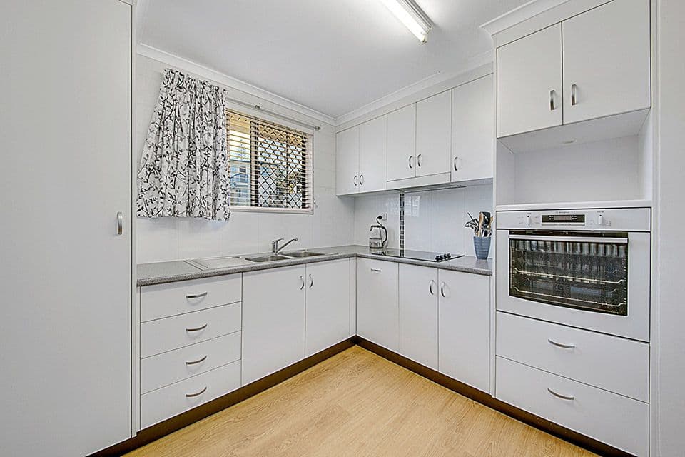 3 Anderson Street, Clinton QLD 4680, Clinton - Thumbnail 2