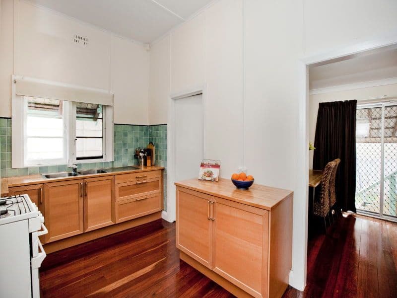 62 Stuart Street, MAYLANDS WA 6051, Maylands - Thumbnail 3