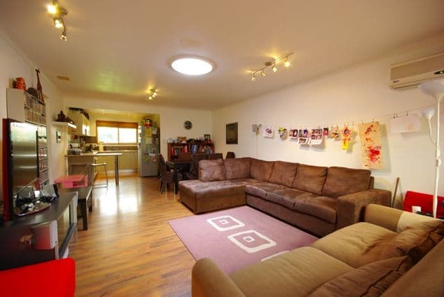 28 Macaw Avenue, MIAMI QLD 4220, Miami - Thumbnail 3