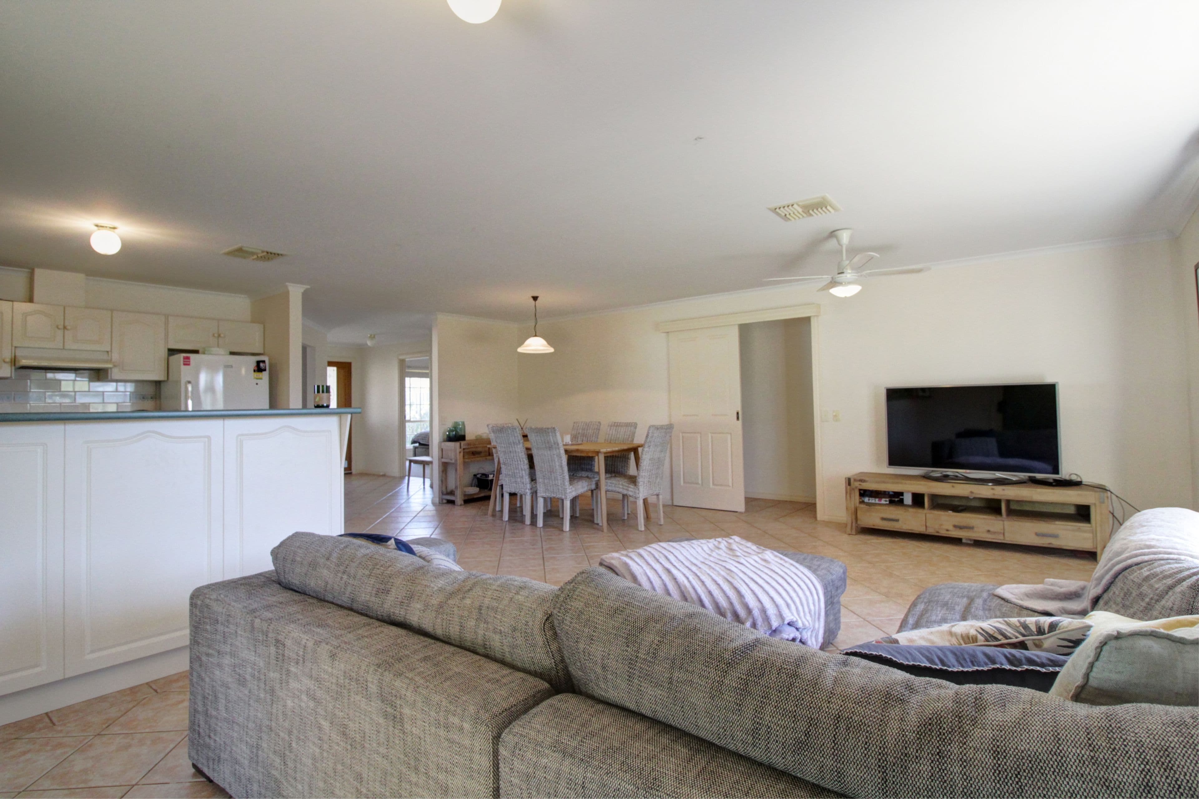9 Rosenthal Drive, Berri SA 5343, Berri - Thumbnail 6