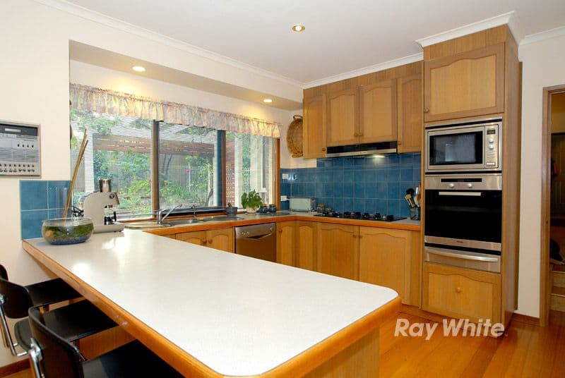37 Candlebark Quadrant, ROWVILLE VIC 3178, Rowville - Thumbnail 3