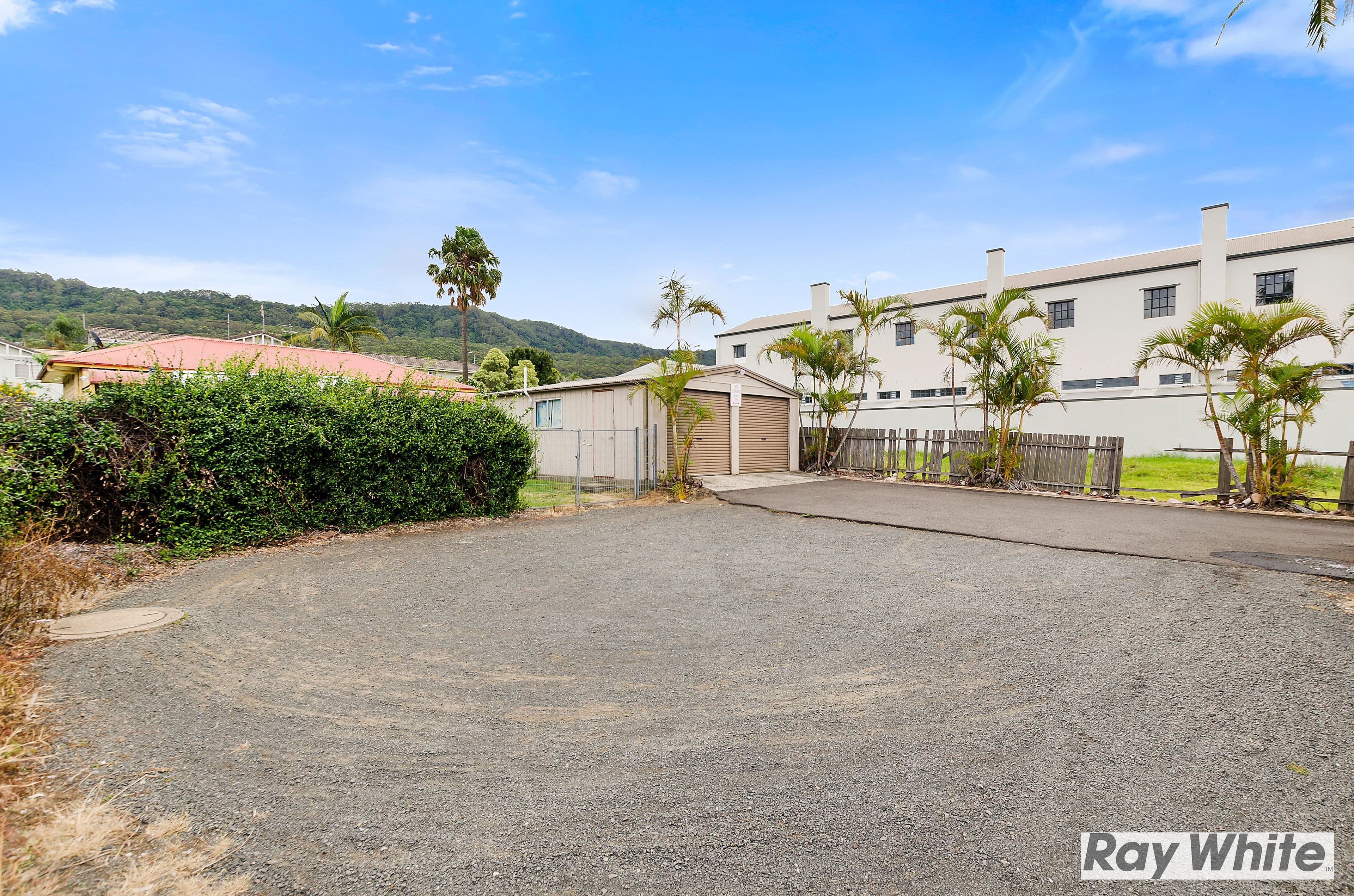 26 and 26A Ball Street, WOONONA NSW 2517, Woonona - Thumbnail 4