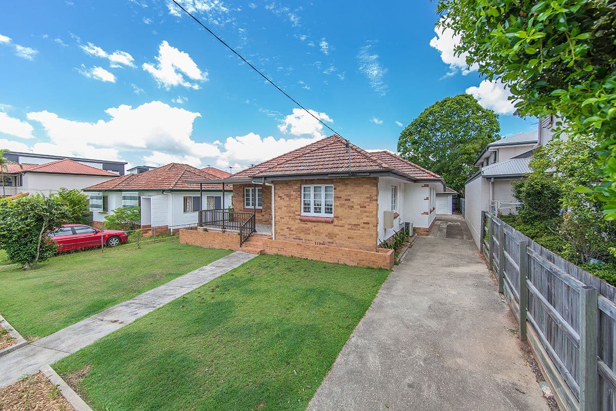 15 Buruda Street, Chermside QLD 4032, Chermside - Thumbnail 3