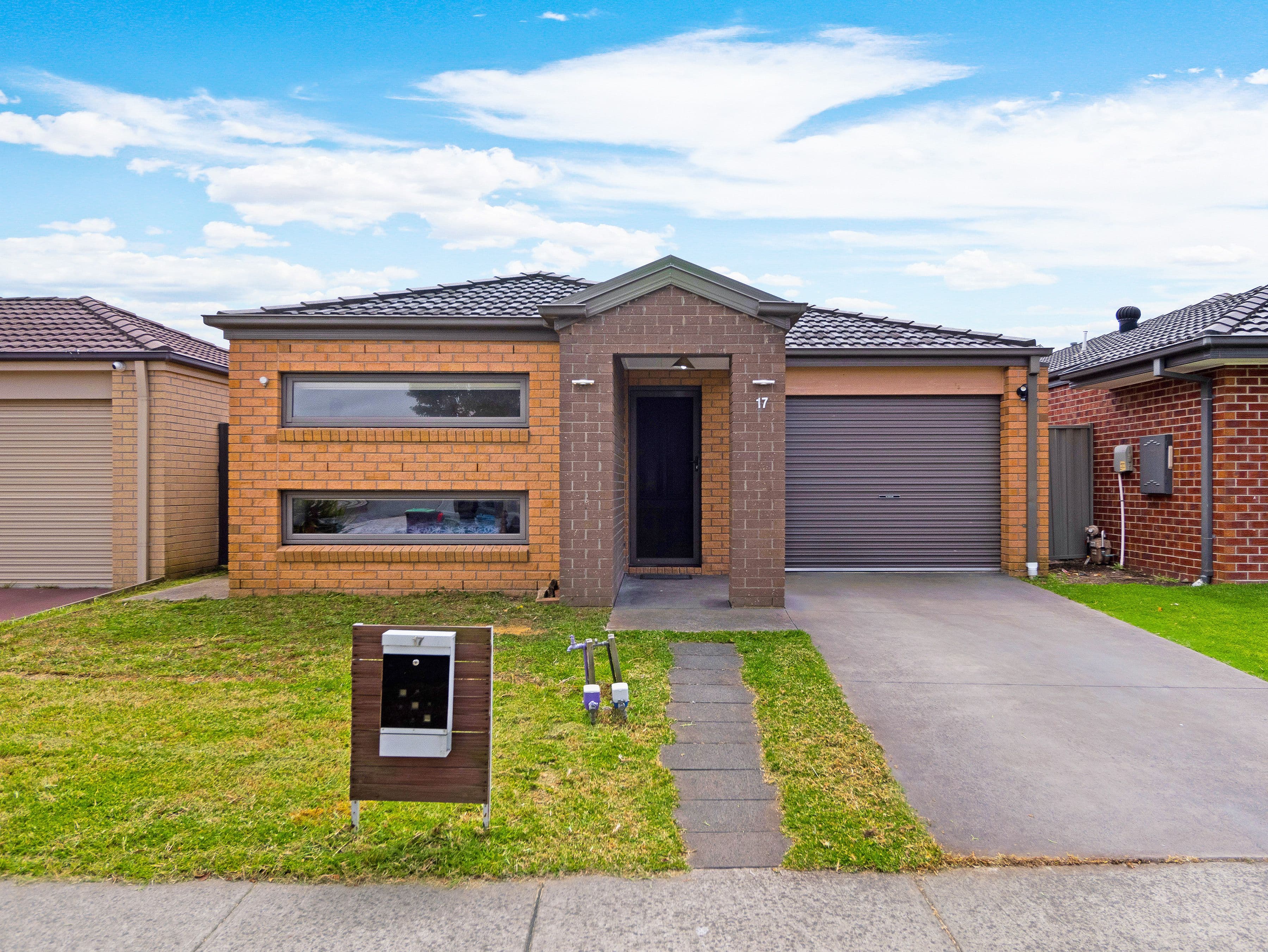 17 Challenger Circuit, Cranbourne East VIC 3977, Cranbourne East - Image 1