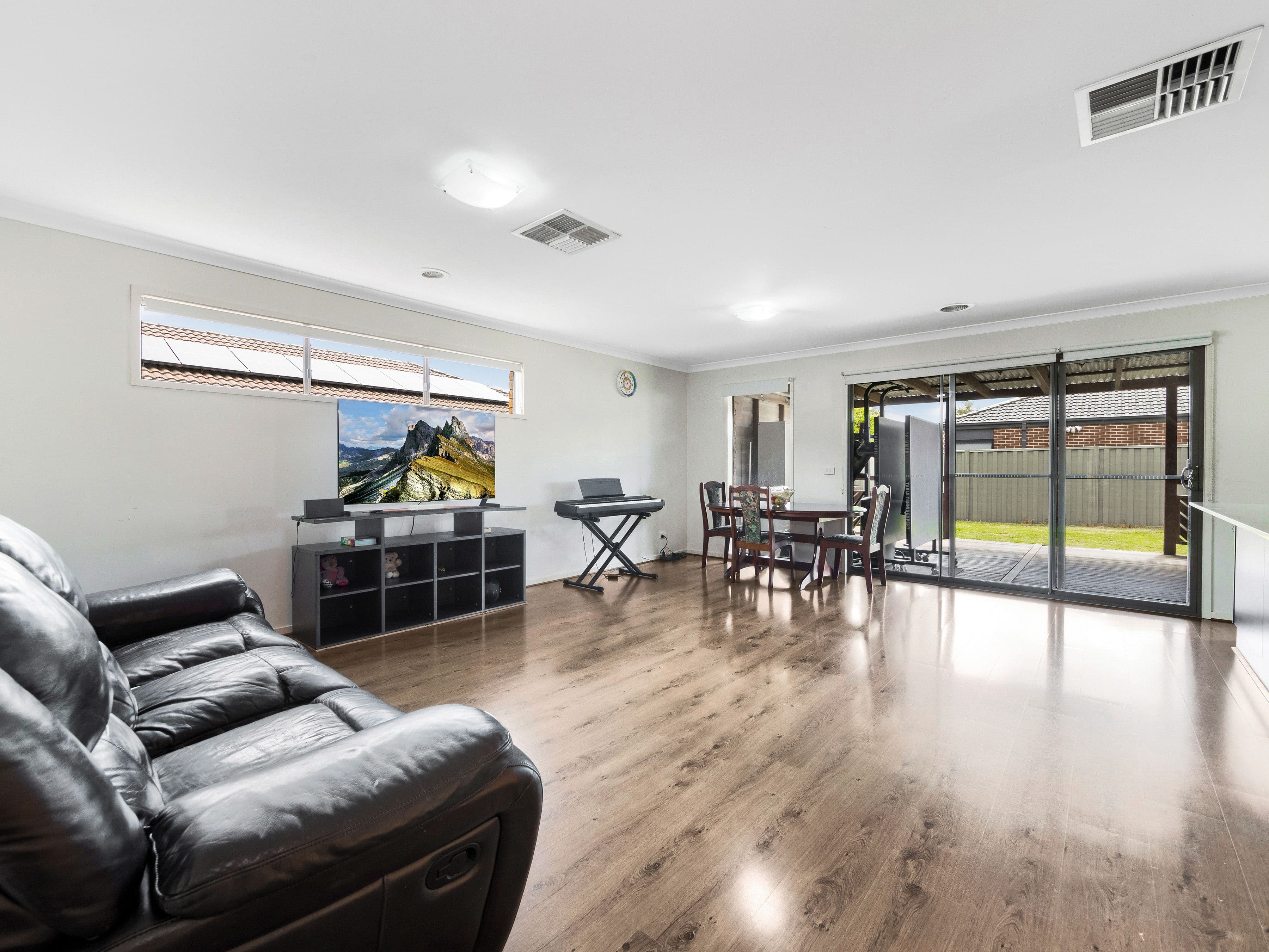 17 Challenger Circuit, Cranbourne East VIC 3977, Cranbourne East - Thumbnail 6