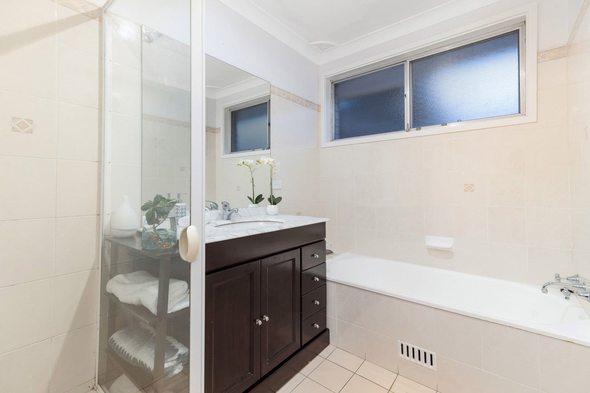 19 Bogan Avenue, Baulkham Hills NSW 2153, Baulkham Hills - Thumbnail 8