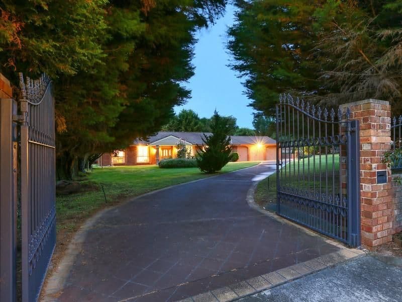 16 Lockhart Drive, Rosebud VIC 3939, Rosebud - Thumbnail 3