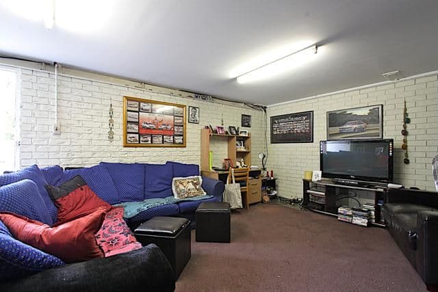 51 Rapur Street, RACEVIEW QLD 4305, Raceview - Thumbnail 2