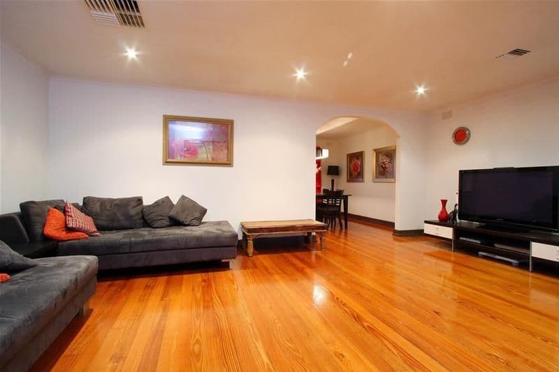 81 Cabernet Crescent, BUNDOORA VIC 3083, Bundoora - Thumbnail 2