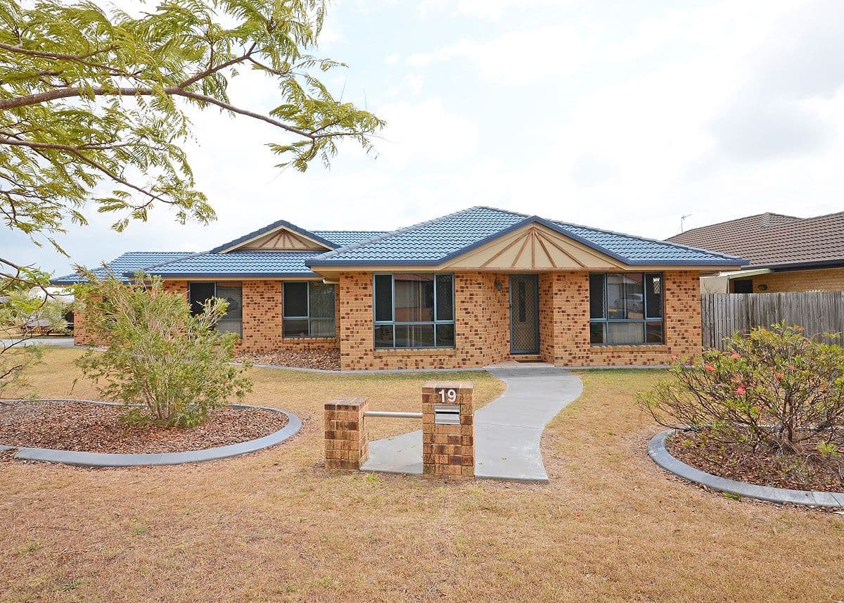 19 Heather Way, URRAWEEN QLD 4655, Urraween - Image 1
