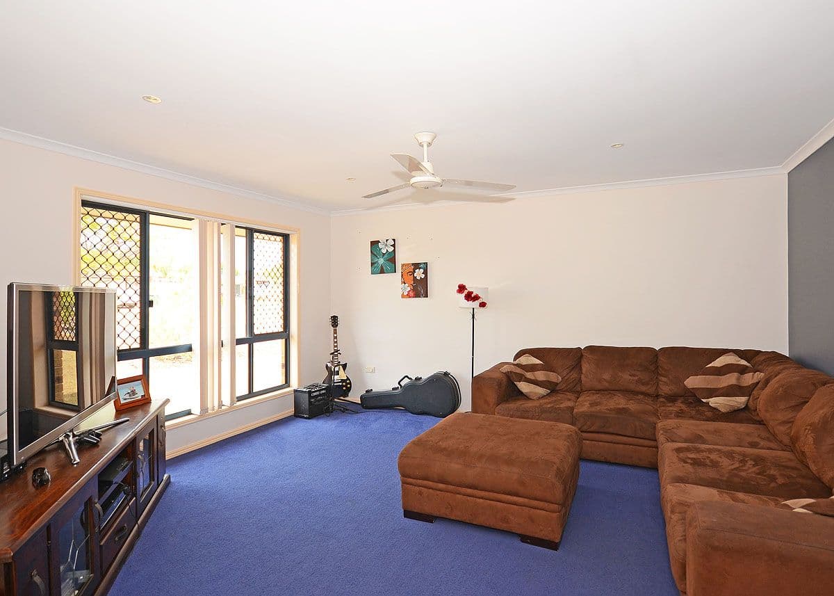 19 Heather Way, URRAWEEN QLD 4655, Urraween - Thumbnail 2