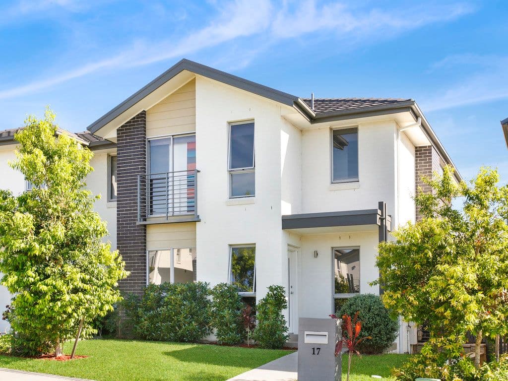 17 Lockheed Avenue, Middleton Grange - Image 1