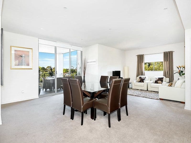 59/54A Blackwall Point Road, Chiswick - Thumbnail 2