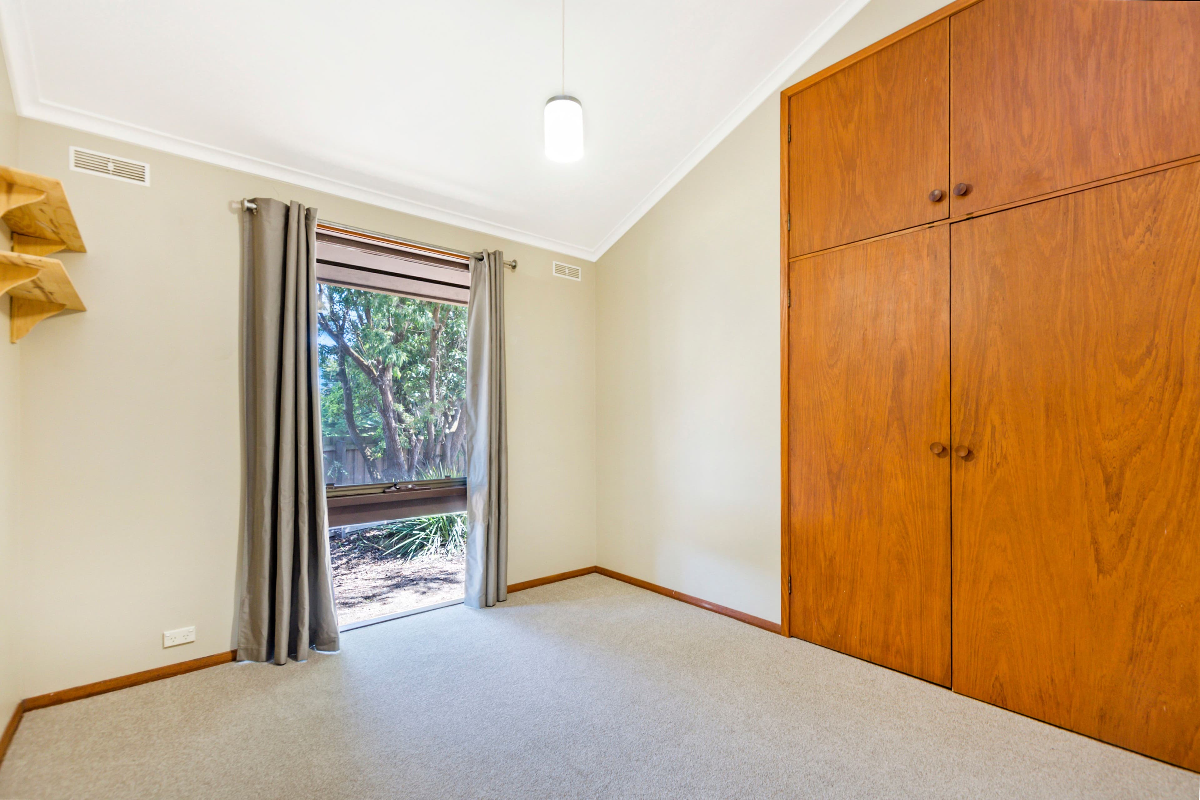 154 Mortlake Road, Warrnambool VIC 3280, Warrnambool - Thumbnail 8