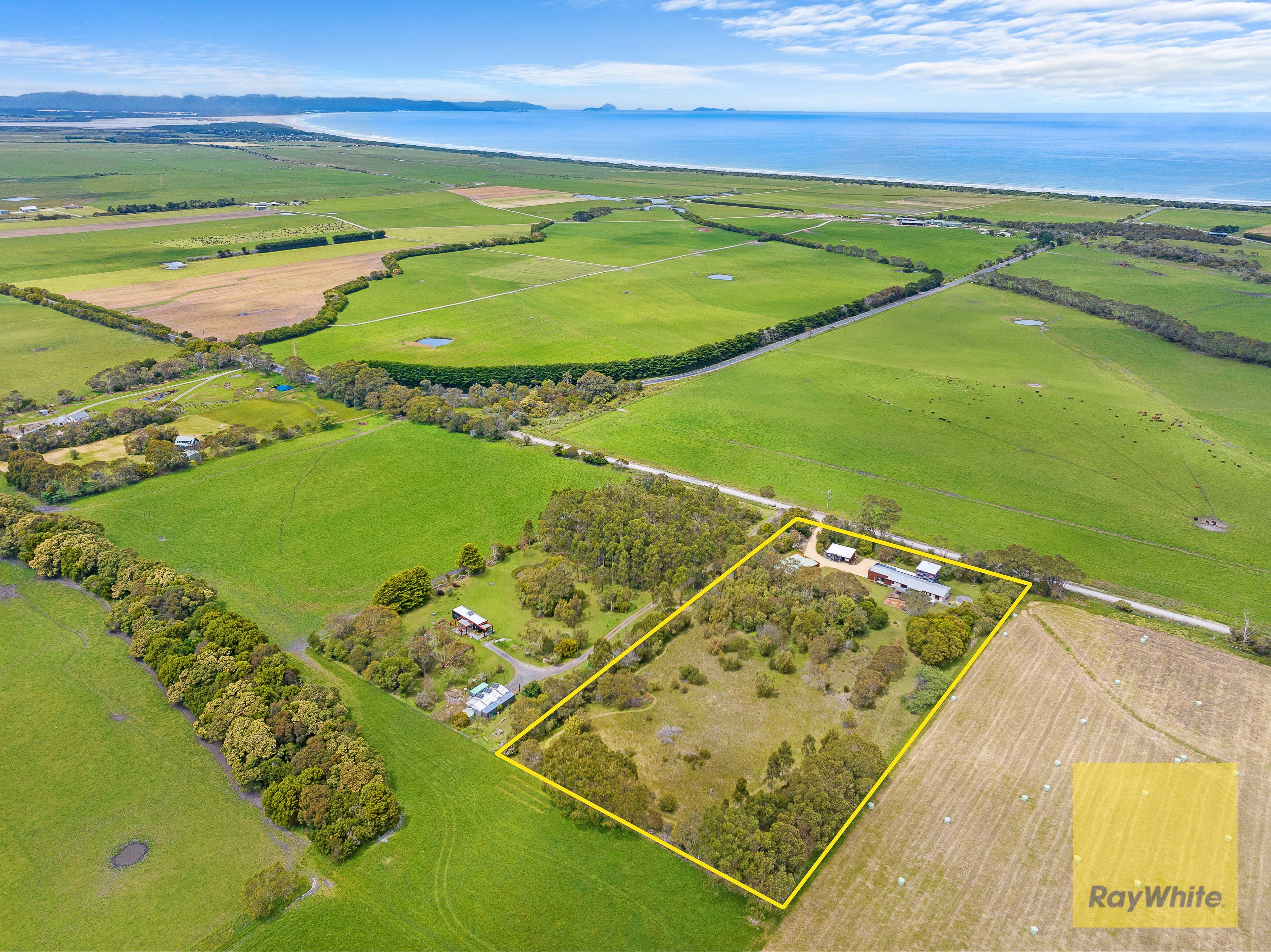 30 McLeod Road, Waratah Bay VIC 3959, Waratah Bay - Thumbnail 2