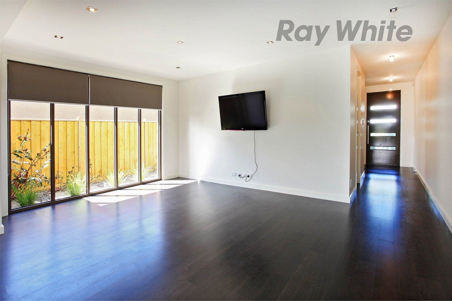 6 Skyward Drive, SANCTUARY LAKES VIC 3030, Sanctuary Lakes - Thumbnail 5