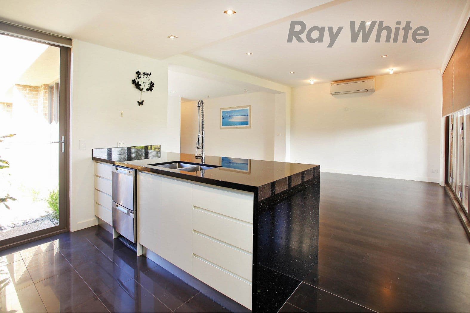 6 Skyward Drive, SANCTUARY LAKES VIC 3030, Sanctuary Lakes - Thumbnail 8
