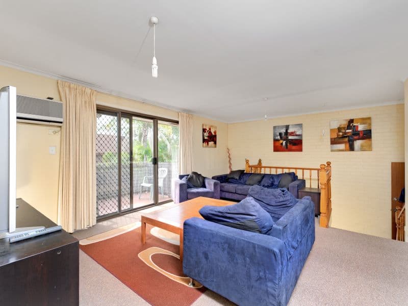36 Hillardt Street, ROBERTSON QLD 4109, Robertson - Thumbnail 2