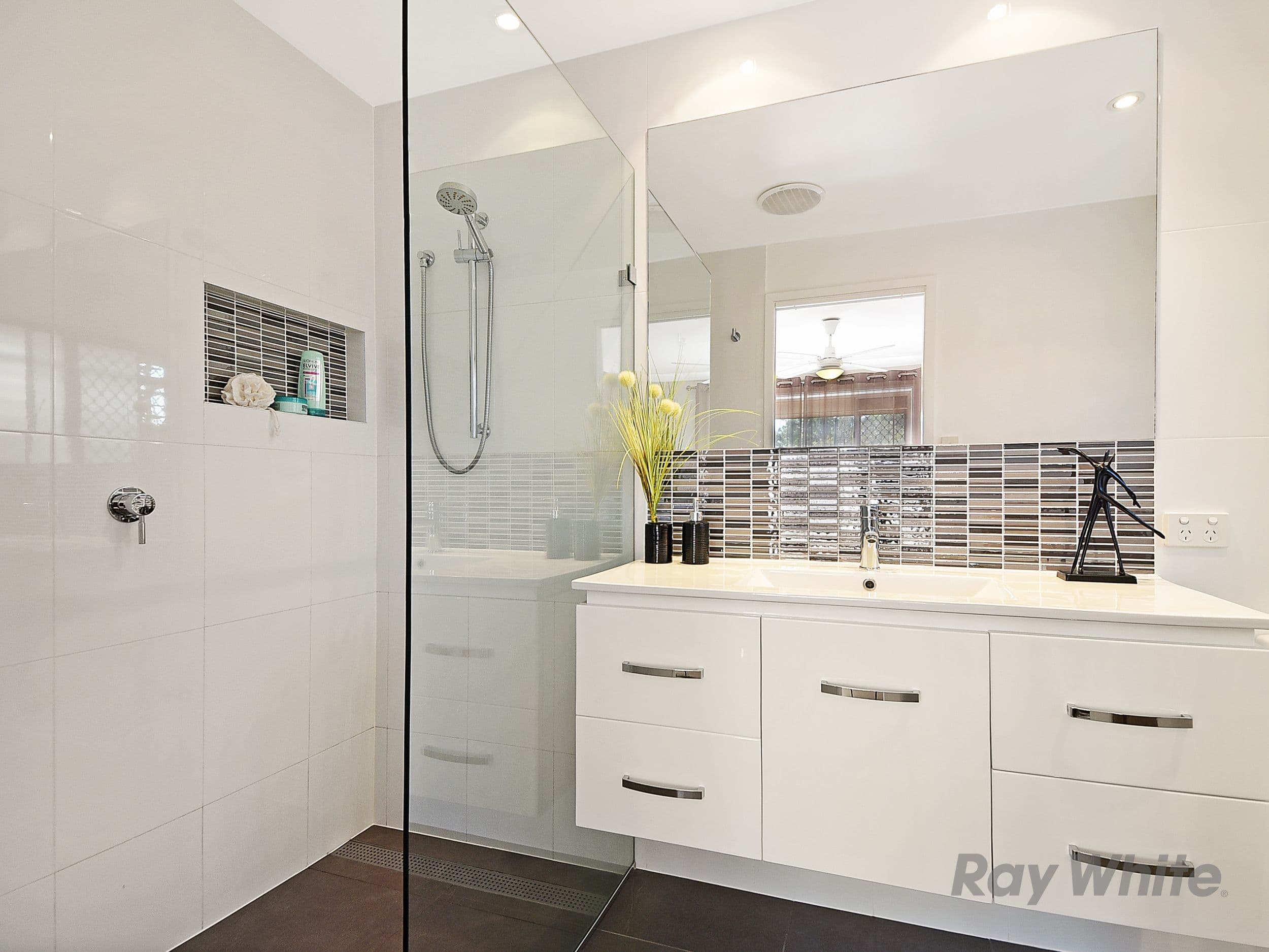 16 Tallowwood Place, Taigum QLD 4018, Taigum - Thumbnail 6