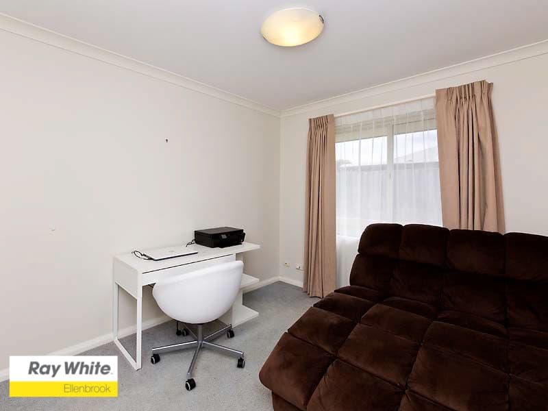 116 Larrawa Circle, Ellenbrook WA 6069, Ellenbrook - Thumbnail 3