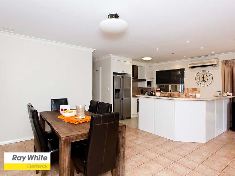 116 Larrawa Circle, Ellenbrook WA 6069, Ellenbrook - Thumbnail 5