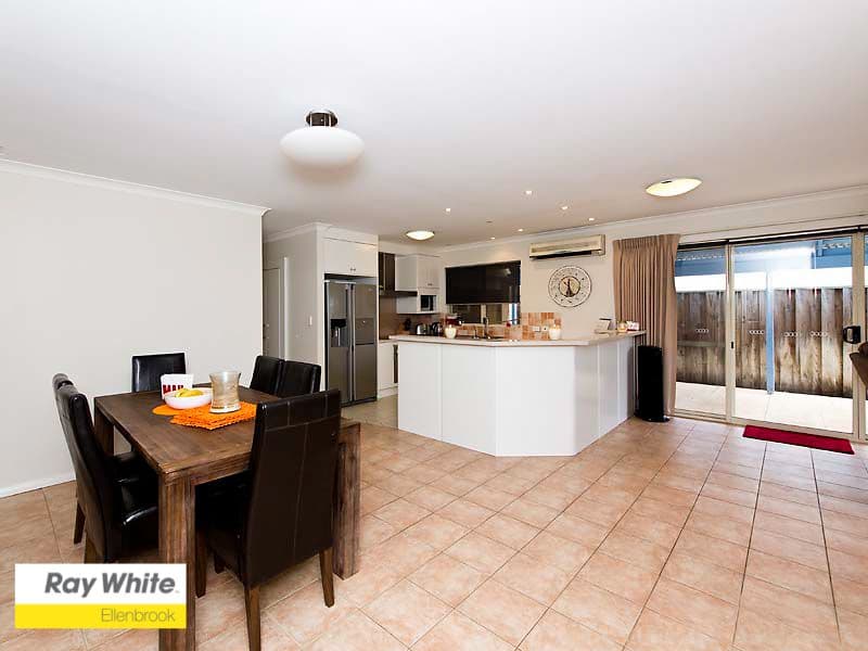116 Larrawa Circle, Ellenbrook WA 6069, Ellenbrook - Thumbnail 6