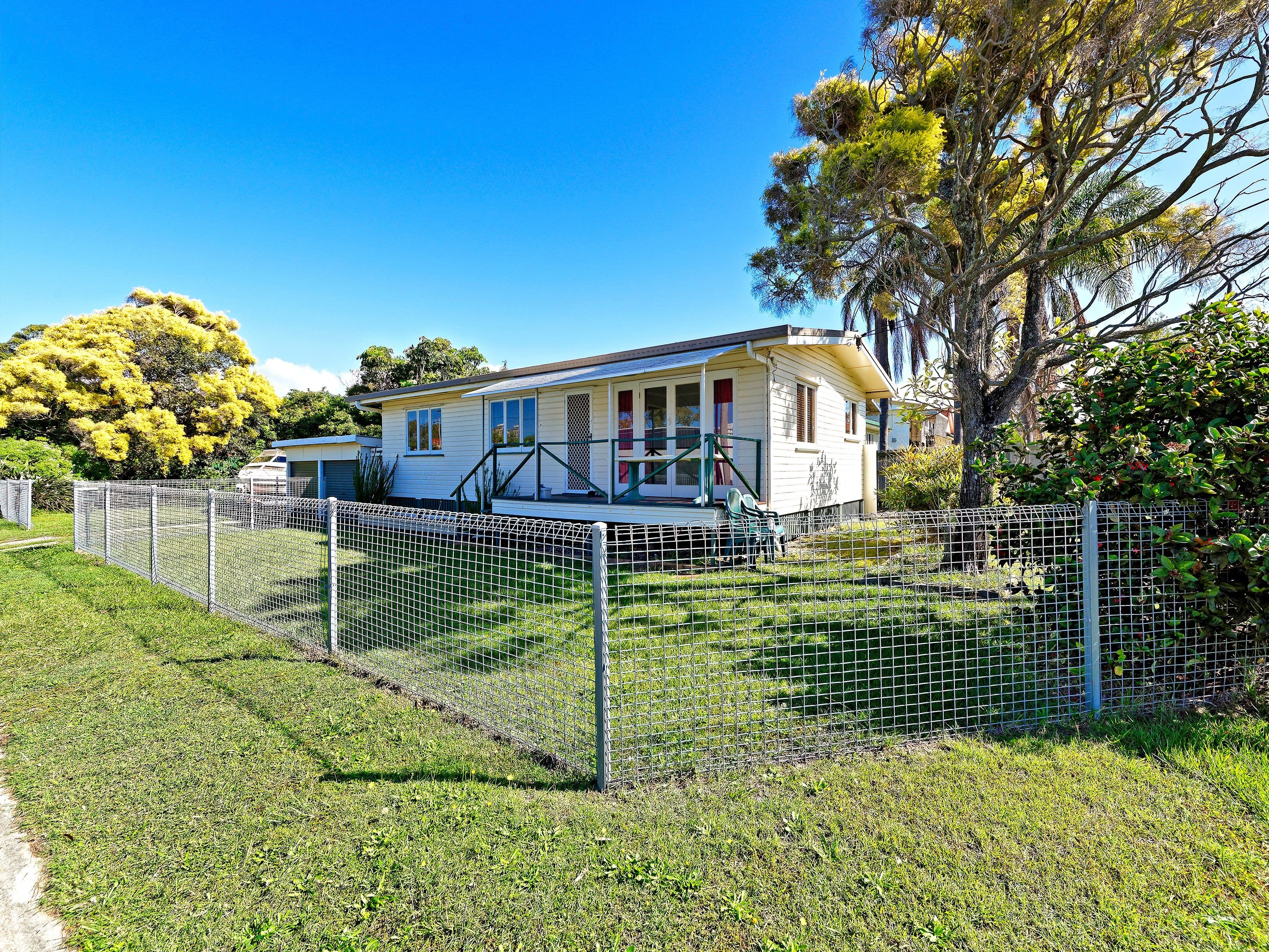 515 Oxley Avenue, Redcliffe QLD 4020, Redcliffe - Thumbnail 2