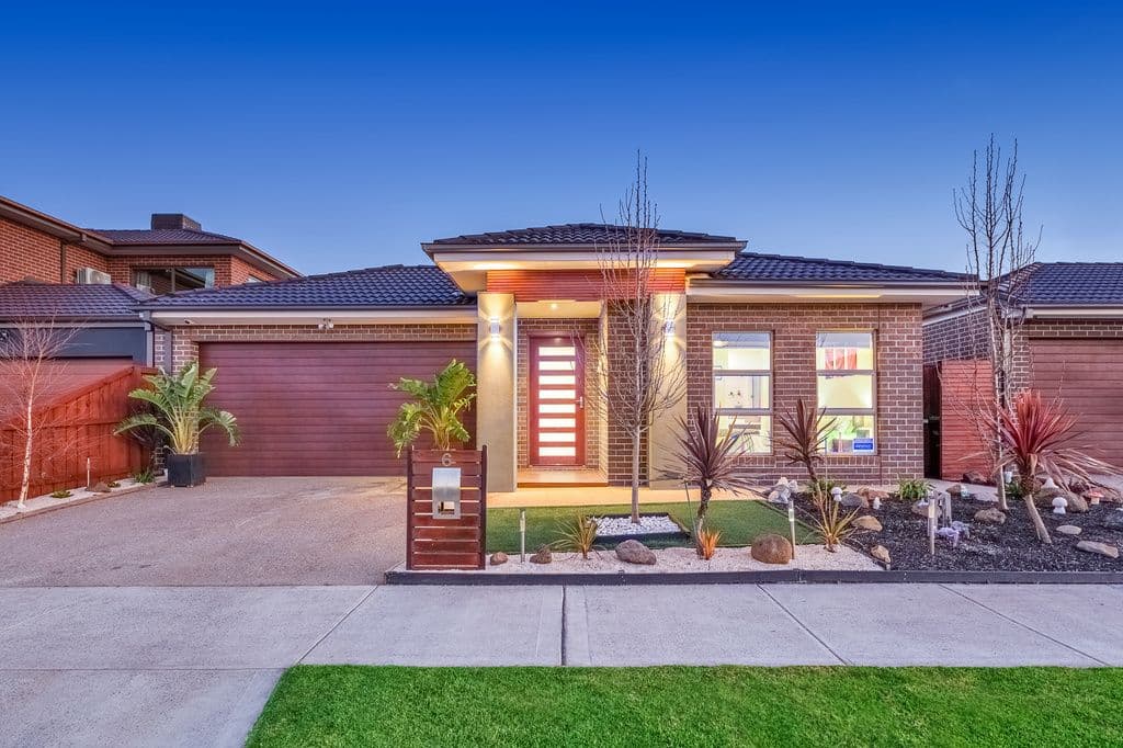 6 Cloverfield Crescent, EPPING VIC 3076, Epping - Image 1