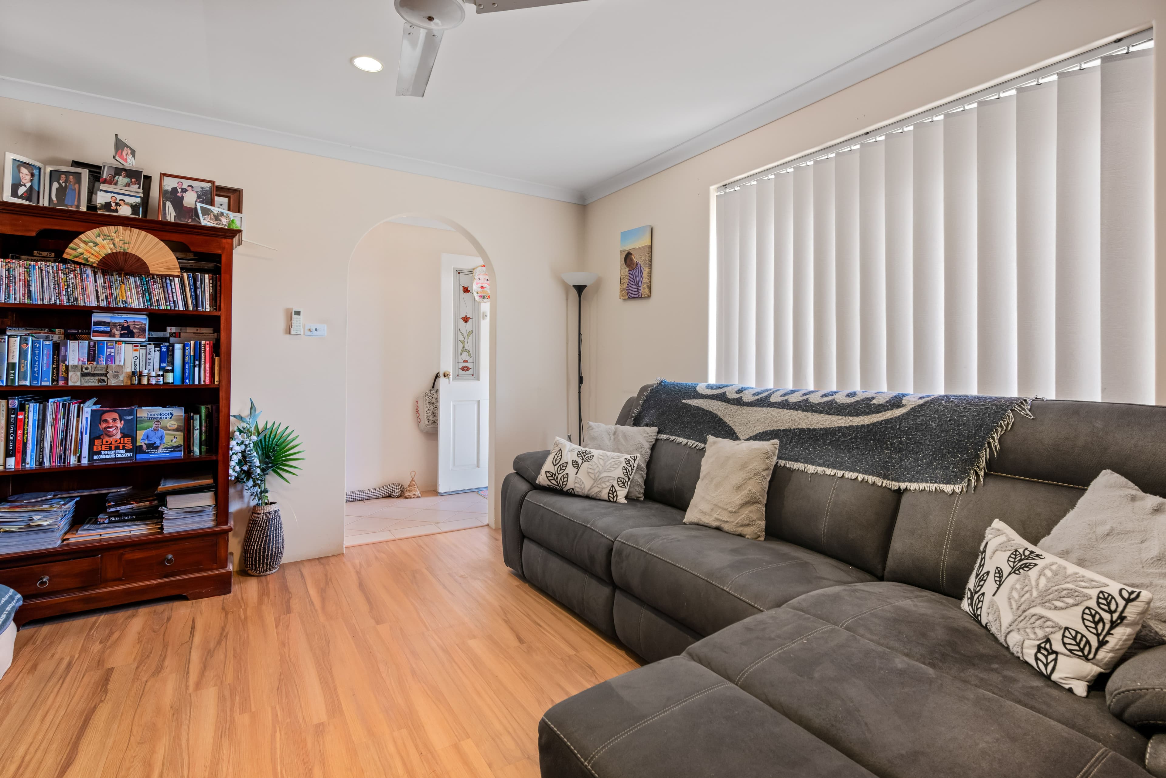 8 Mullian Way, Waggrakine WA 6530, Waggrakine - Thumbnail 2