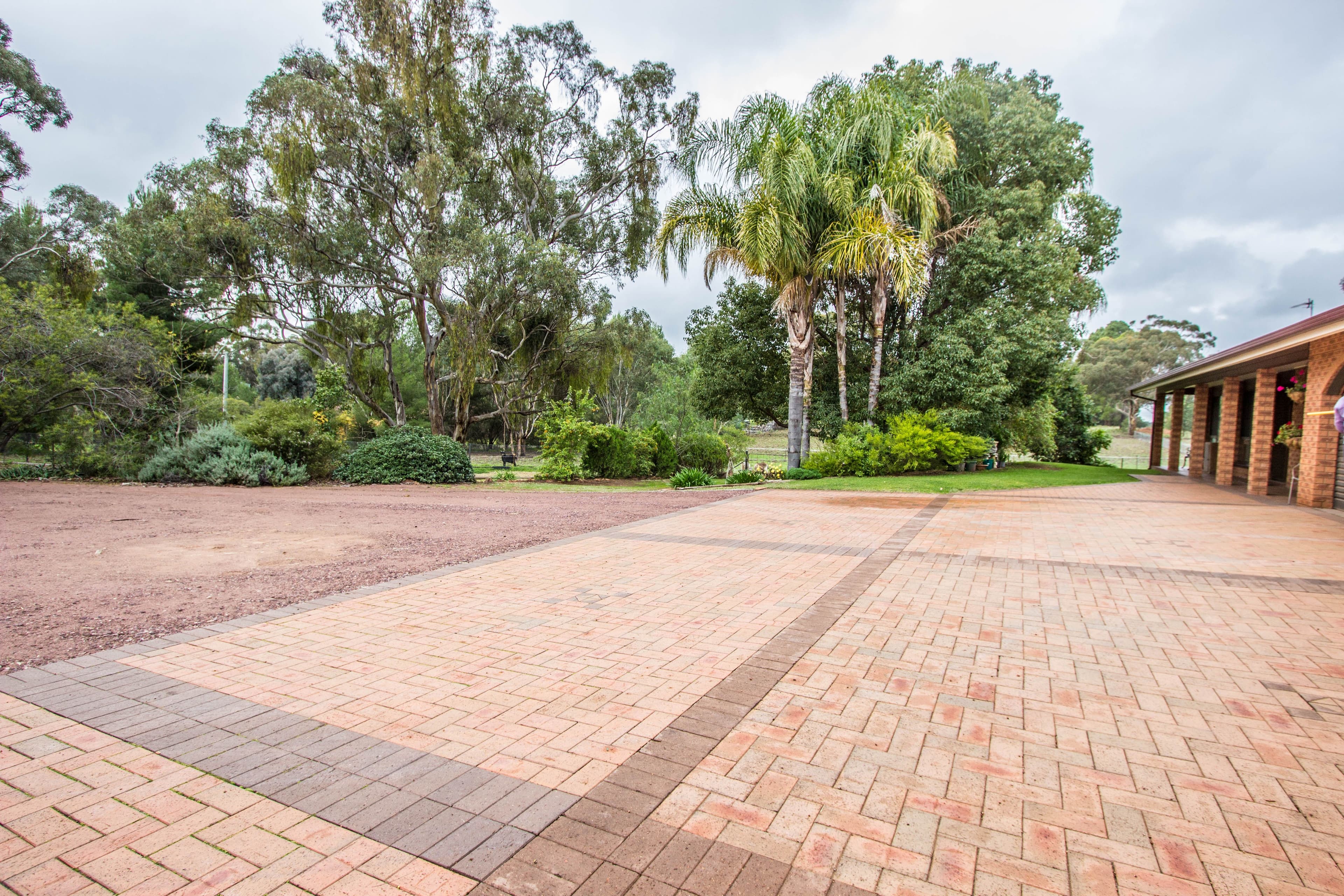 9 Dangar Drive, Narrandera - Thumbnail 3