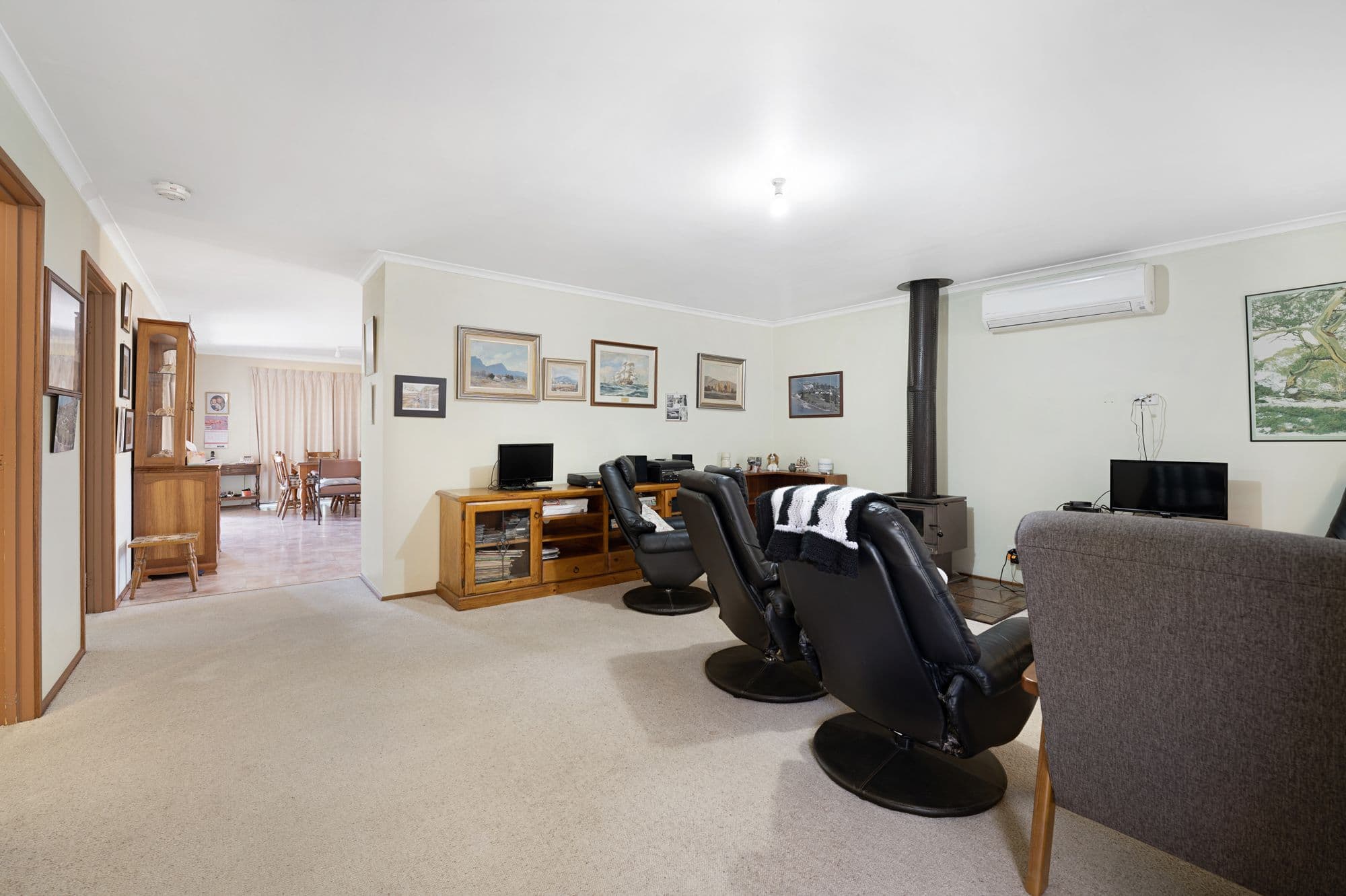 33 Walton Street, Rhyll VIC 3923, Rhyll - Thumbnail 2