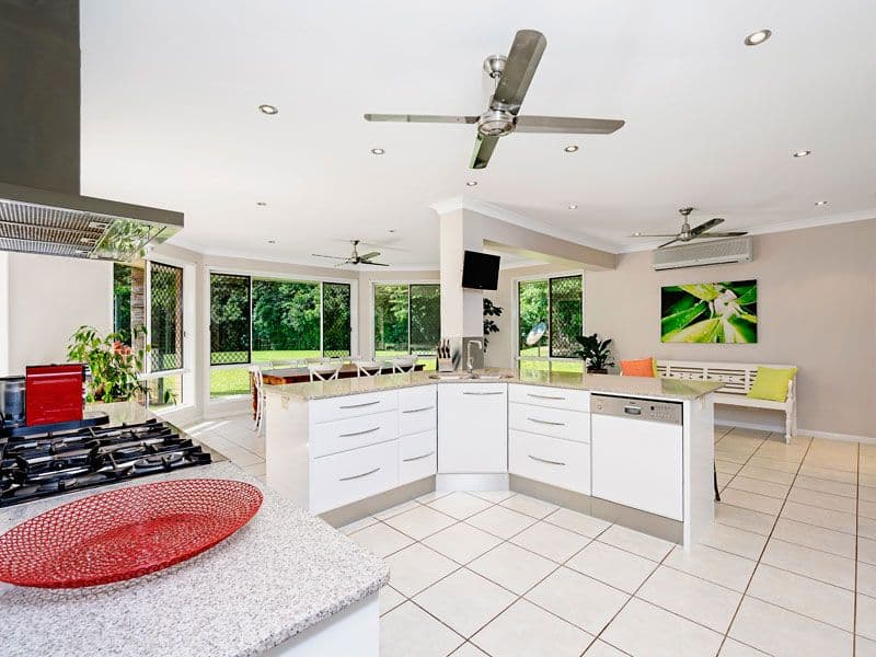 6-8 Peakviews Close, Redlynch QLD 4870, Redlynch - Thumbnail 3