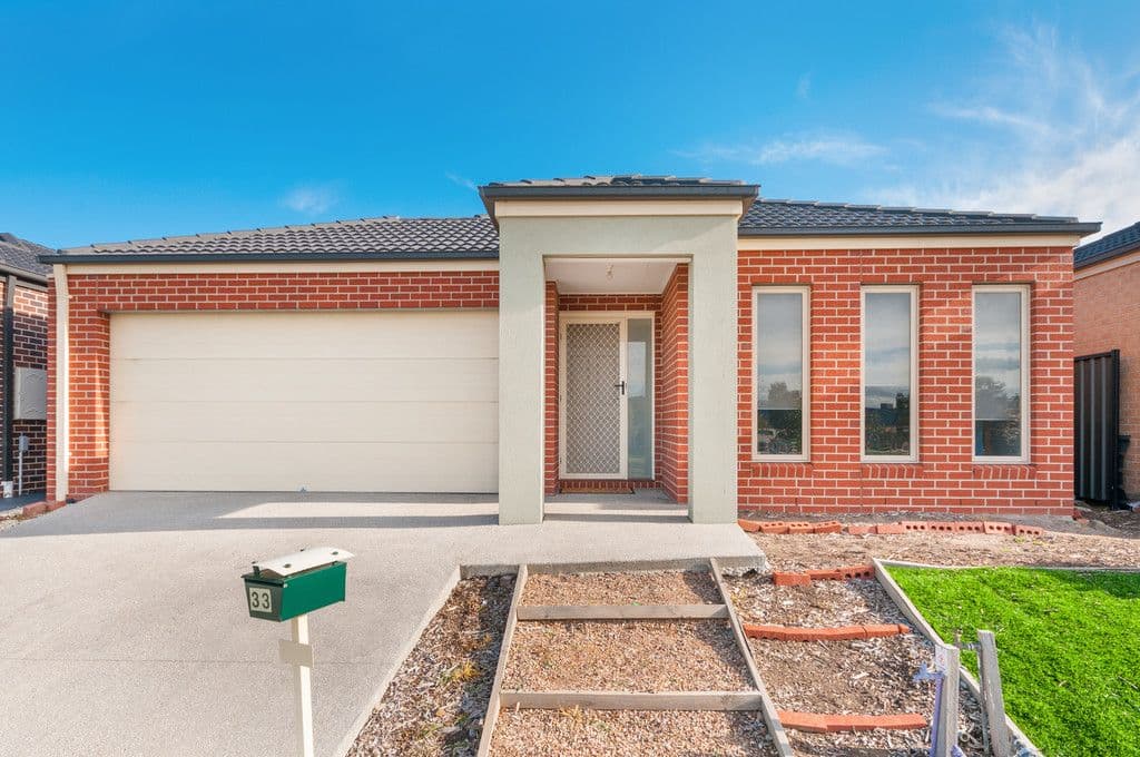 33 Fermont Avenue, Craigieburn VIC 3064, Craigieburn - Image 1