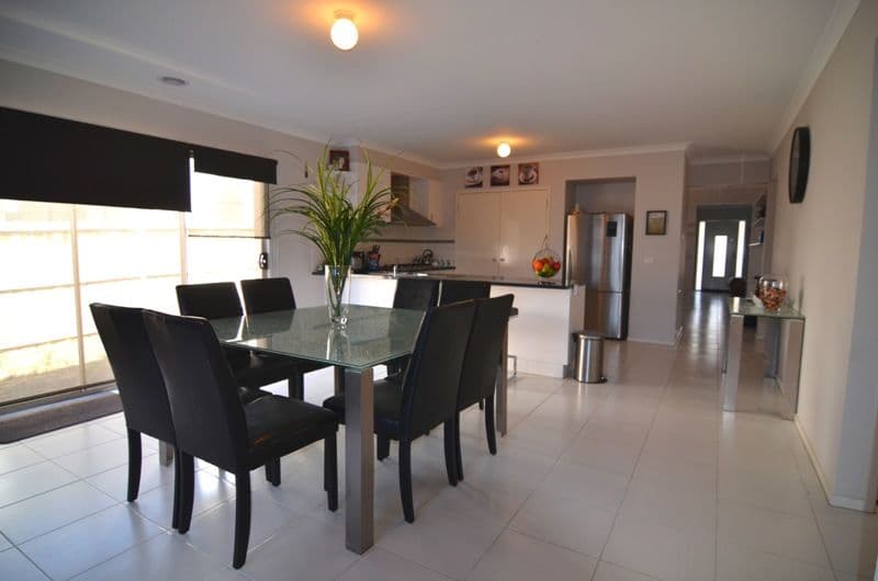 88 Gordons Road, SOUTH MORANG VIC 3752, South Morang - Thumbnail 3